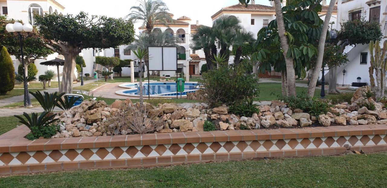 Apartamento Casa Millie Playa Flamenca Exterior foto
